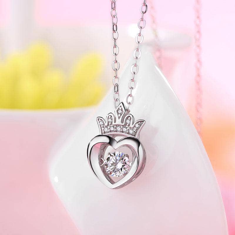 Heart Crown 0.4 ct Twinkle Moissanite Necklace