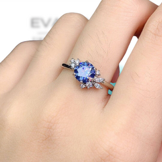 1.0 ct Blue Round cut Diamond Engagement Ring - Evani Naomi Jewelry