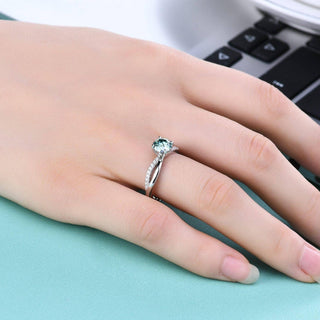 Round-cut 1.00 ct Green Diamond Split Shank Engagement Ring Evani Naomi Jewelry
