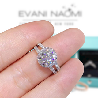2ct Round Cut Split Shank Diamond Engagement Ring - Evani Naomi Jewelry